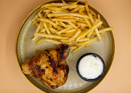 Quarter Chicken and Chips with Garlic Dip